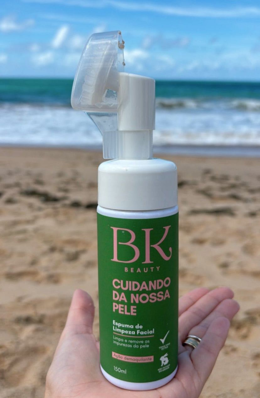Espuma de Limpeza Facial com Ação Demaquilante 150ml